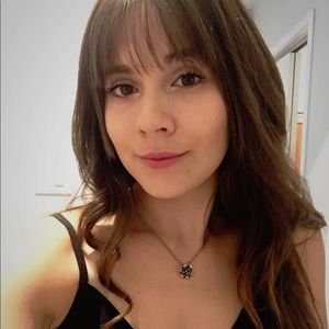 Meet your Posher, Hannah